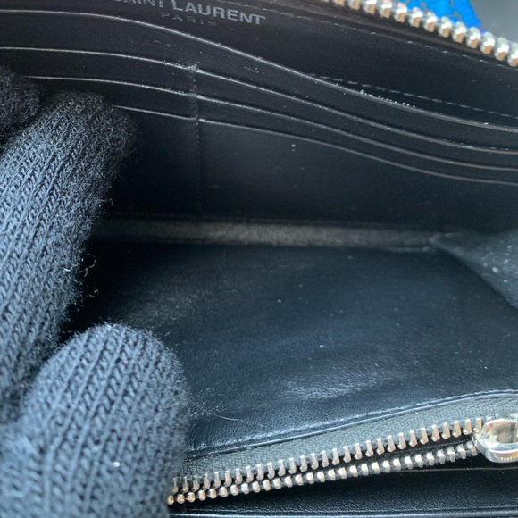 YSL glossy croc embossed leather zip around wallet EUC - Picture 7 of 14